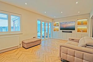 Living Room- click for photo gallery